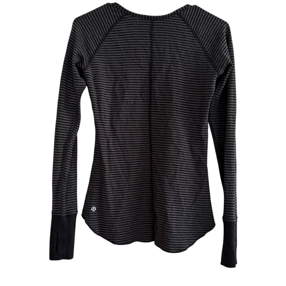 Lululemon Open Your Heart Reversible Striped Gray Long Sleeve Top Thumb hole XS - Picture 3 of 9